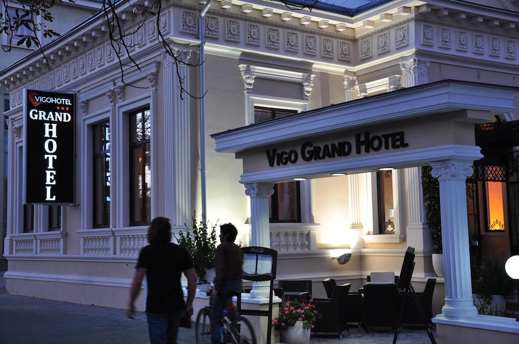 Vigo Grand Hotel Ploieşti Extérieur photo