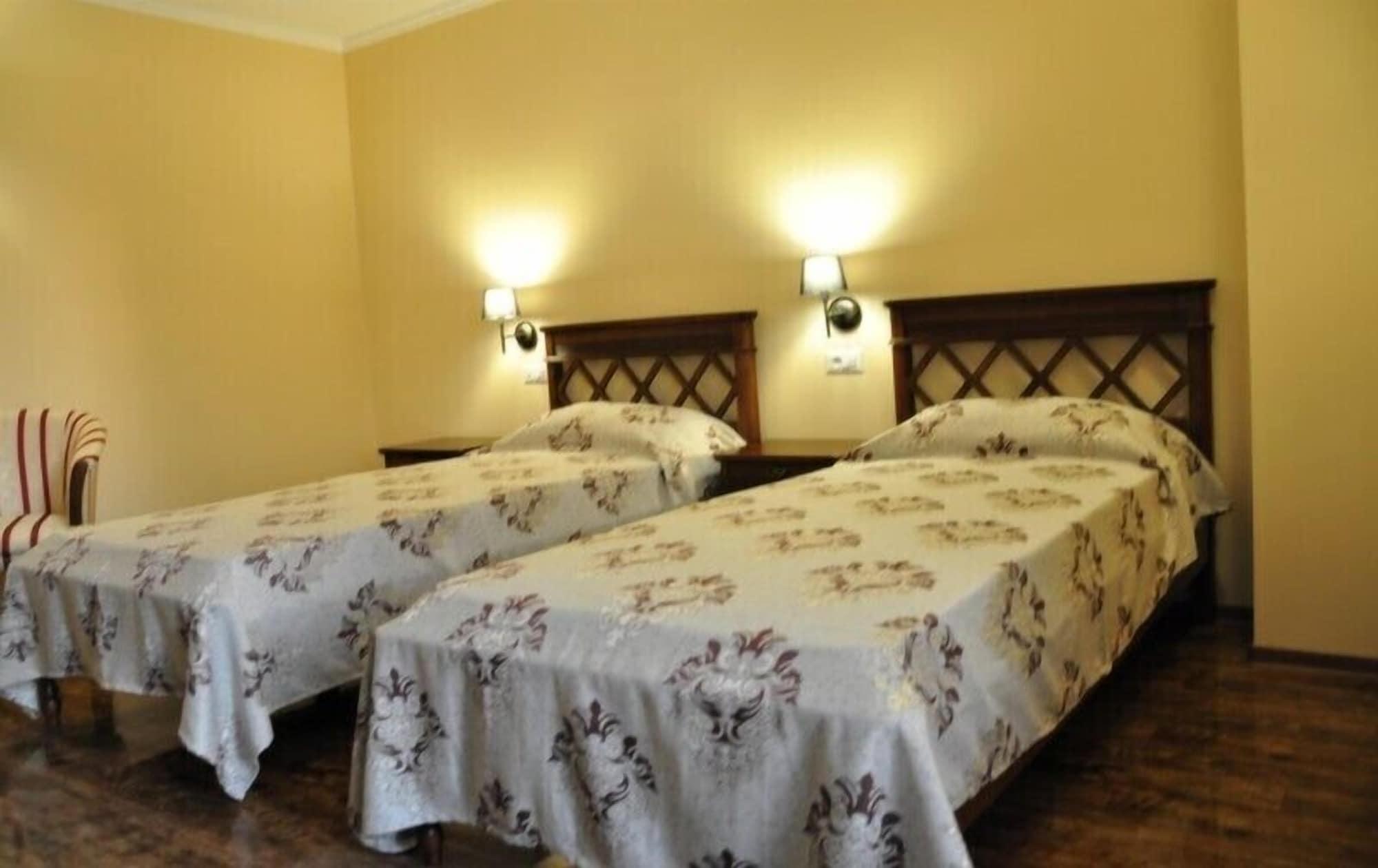 Vigo Grand Hotel Ploieşti Extérieur photo