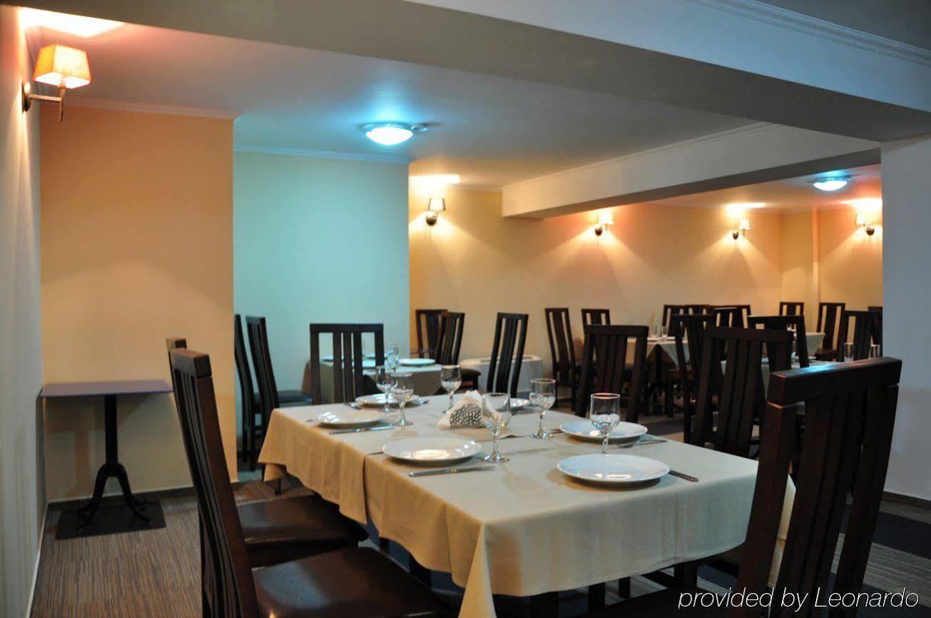 Vigo Grand Hotel Ploieşti Extérieur photo